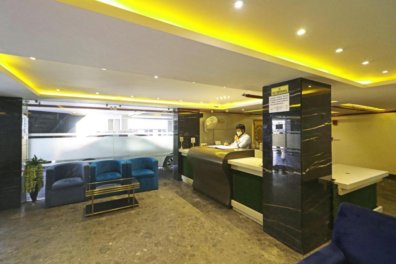 The Ivy Grand Hotel In City Centre With Free Secured Parking Ню Делхи Екстериор снимка