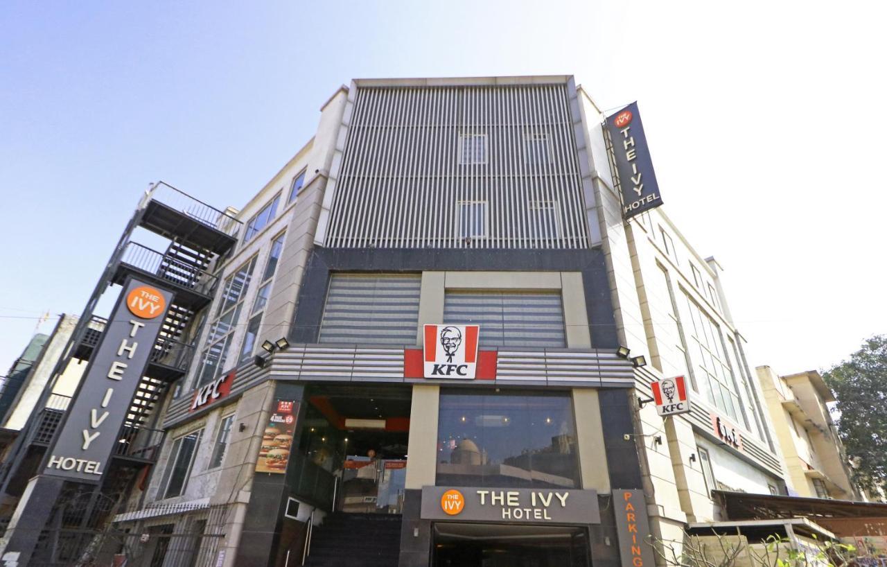 The Ivy Grand Hotel In City Centre With Free Secured Parking Ню Делхи Екстериор снимка